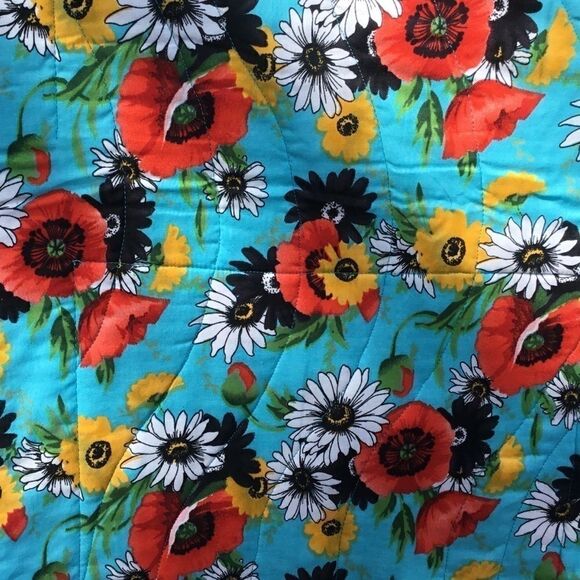 NWT Handcrafted Red & Blue Quilt - Picture 11 of 15